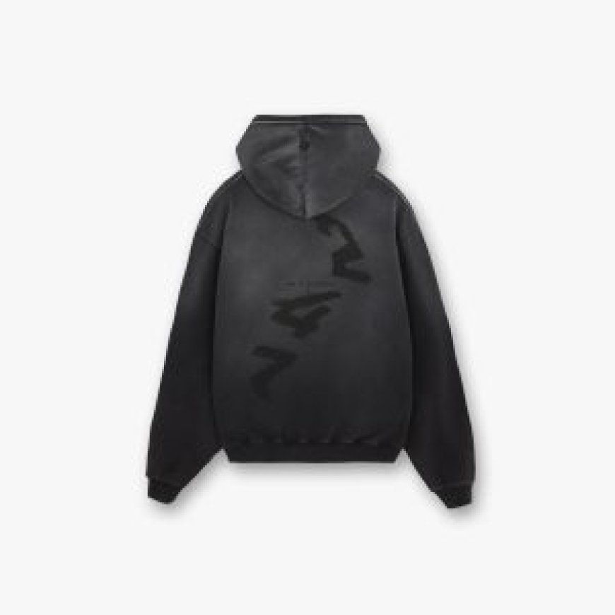 From Manchester to the World: The Rise of Represent Hoodies