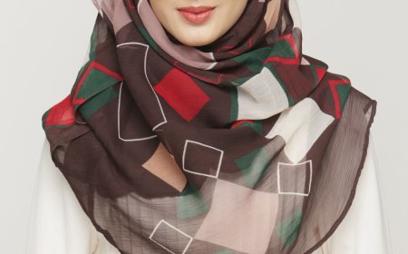 Graceful Evolution of Style: Embracing the Modal Hijab Trend