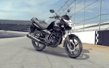 Royal Enfield Super Meteor 650 and Classic 350: Two Royal Enfield Legends