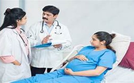 Signs You Need to See an IVF Specialist Doctor for Fertility Support