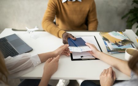 Registered vs. Unregistered Migration Agents: What You Need to Know