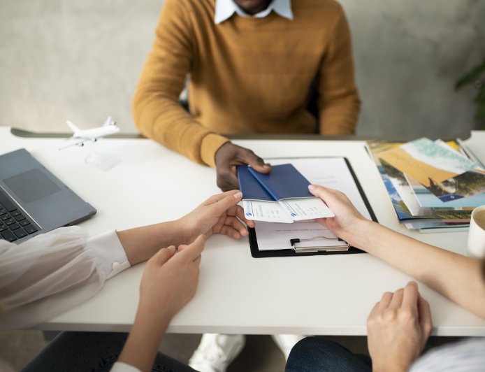 Registered vs. Unregistered Migration Agents: What You Need to Know