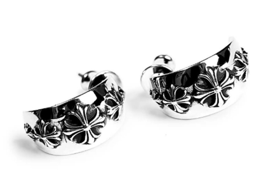 Wearing Chrome Hearts on a First Date: Yes or No?